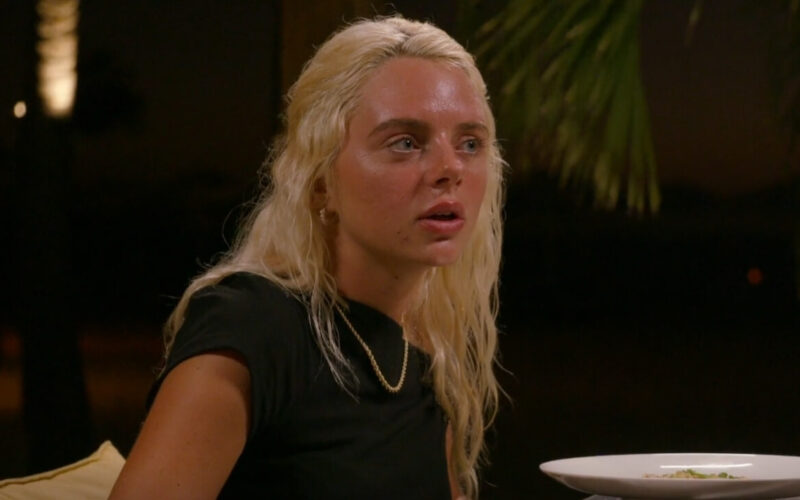 90 Day Fiancé: Chloe Gets Reality Check From Her Mom!