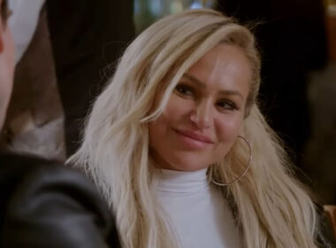 90 Day Fiancé: Darcey Silva Breaks Down: “Stop Wasting My Time”