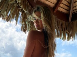 Emily Elizabeth Sparks Wild Fan Frenzy After Bora Bora Bikini Mishap In New Photos
