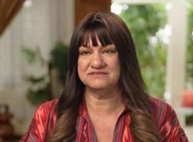 90 Day Fiancé: Daniel Explodes After Lisa Reveals Secret Marriage to a Woman